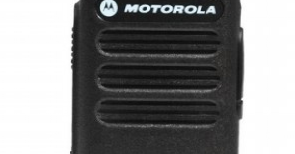Motorola CP100D Analog UHF Two Way Radio, 16 Channel, Watt (403-480MHz) - 4